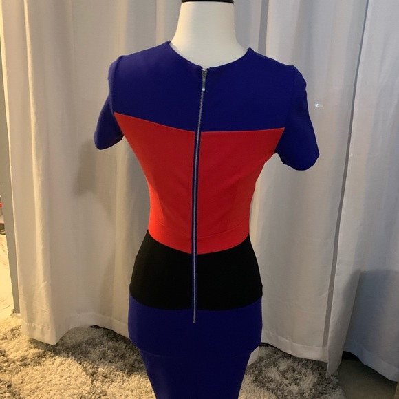 Dress - Picture 2 of 2